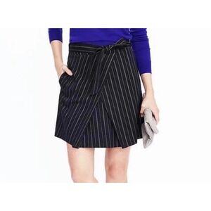 Banana Republic Pinstripe Wrap Mini Skirt Black White Tie Waist Pockets Womens